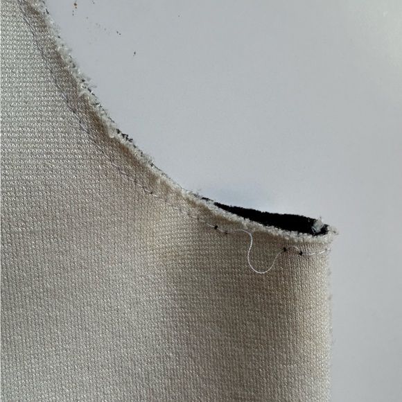 Emporio Armani Sleeveless Top with Leather Collar White Black Size 42 (6) - Picture 12 of 12